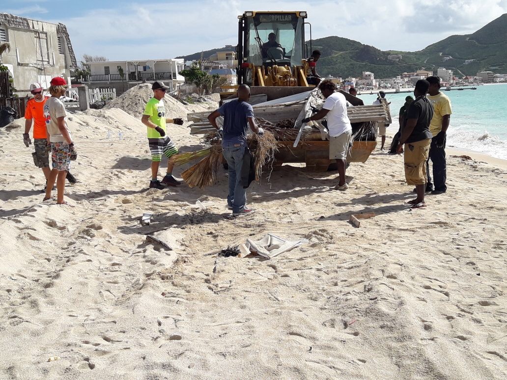 Tour Operators Cleanup Great Bay Beach