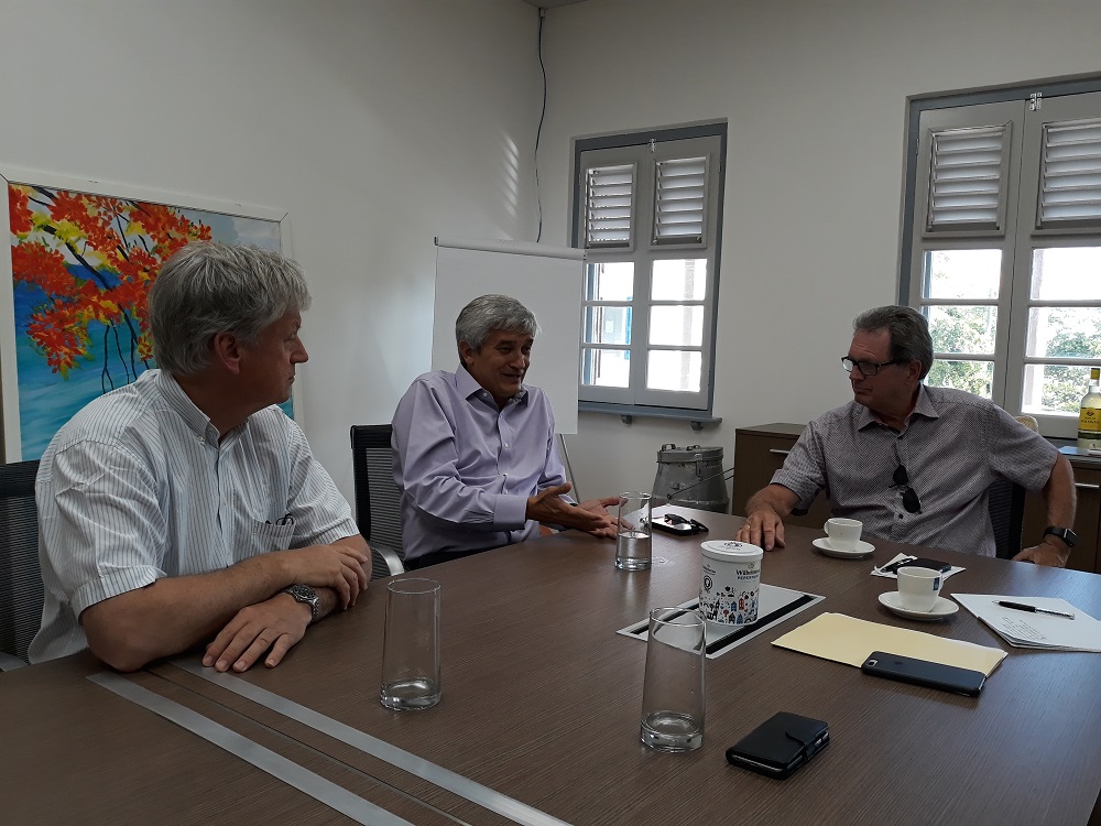 Formateur Theo Heyliger in discussion with Progress Committee - 20180425 TR