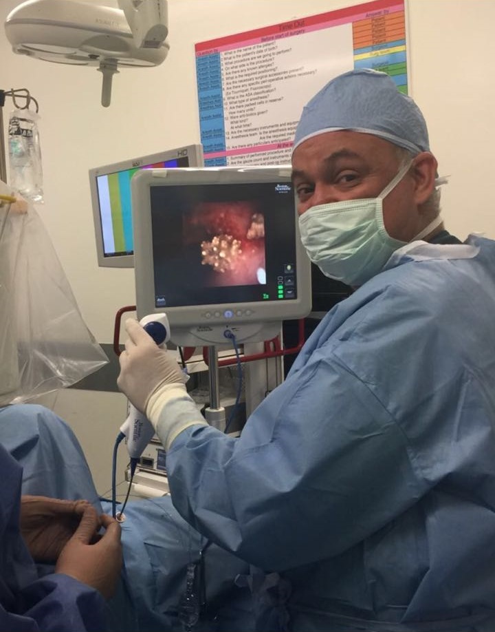 SMMC Dr. Ramos in surgery
