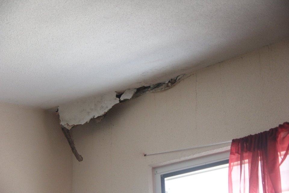 Damaged Belvedere home ceiling - 20180911 BS