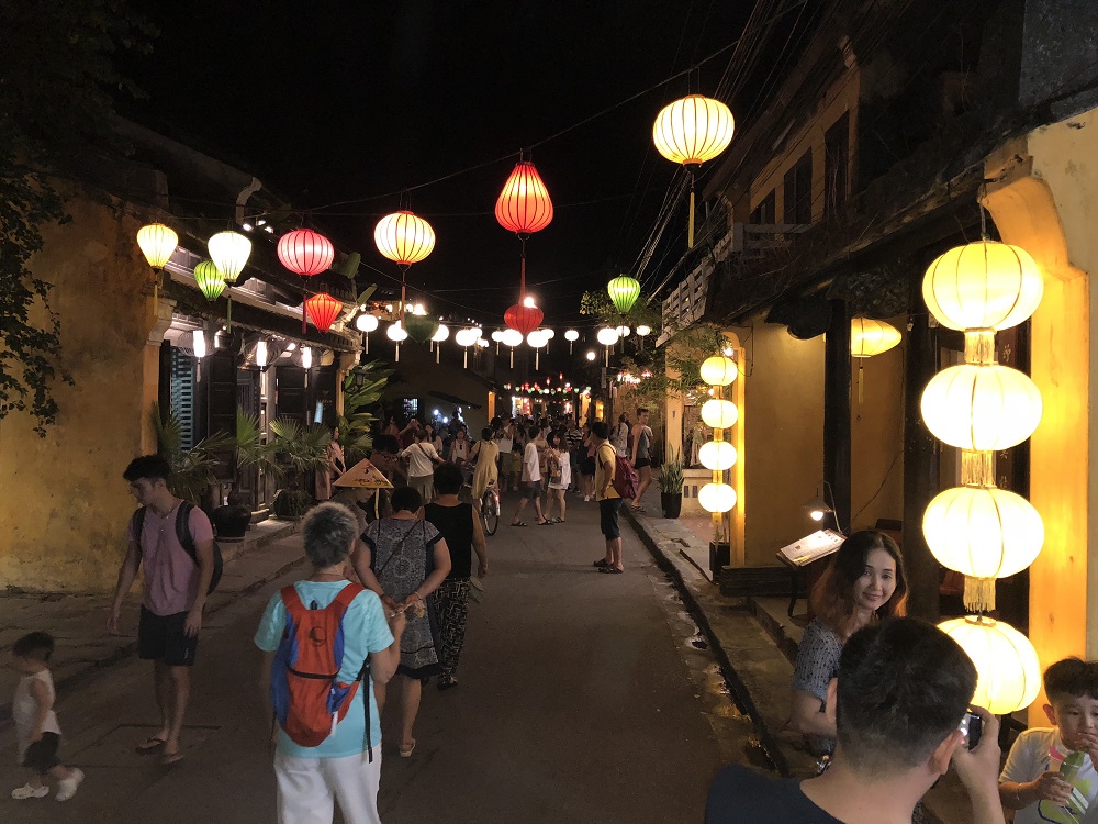 Hoi An old center by night - HH 20120915
