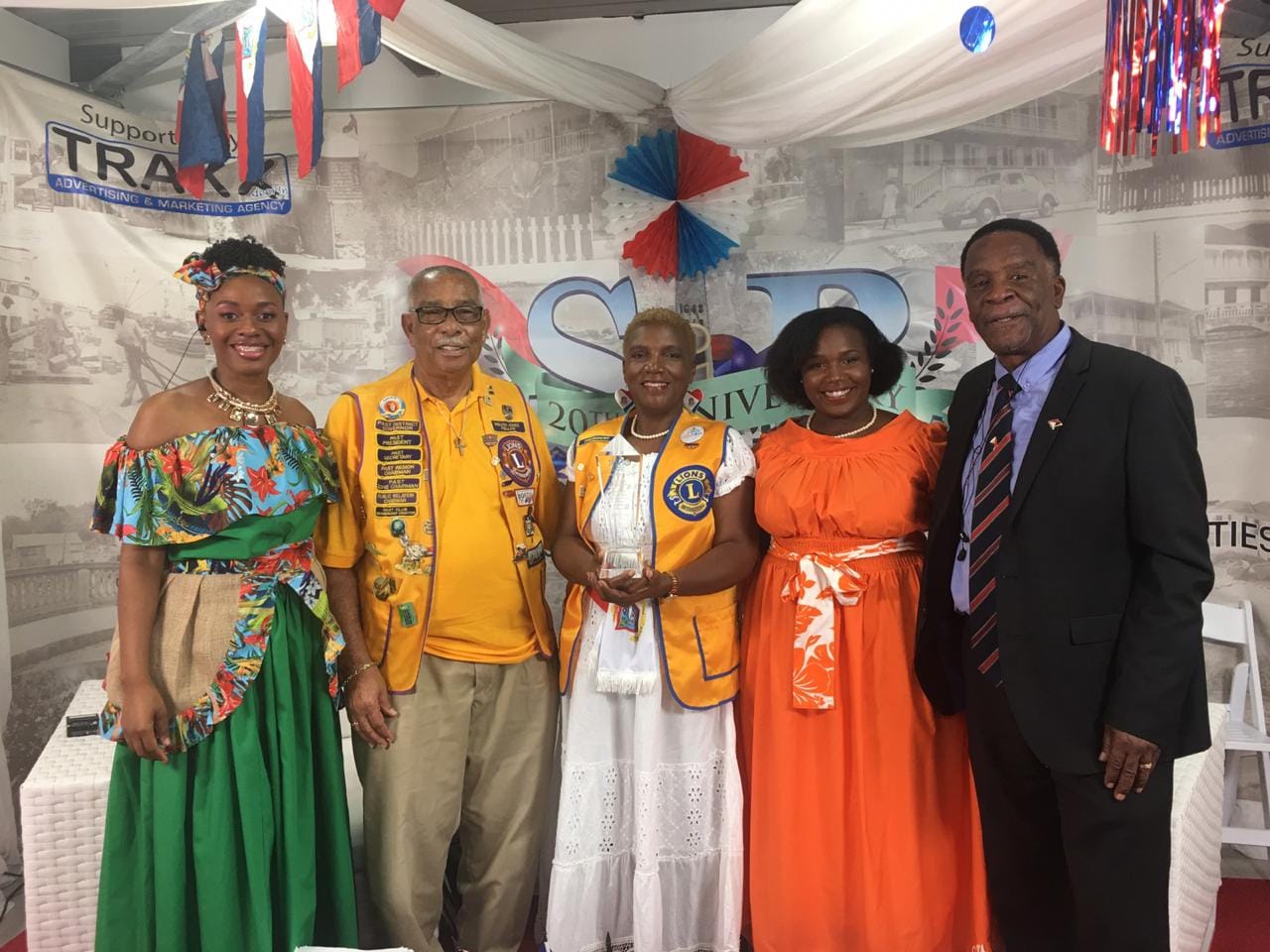 Sint Maarten Lions Club received "UNSUNG HEROES" Award